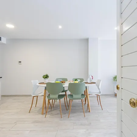 Central Apartment 2A 50M Beach Roses Exterior photo