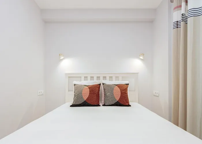 Central Apartment 2A 50M Beach